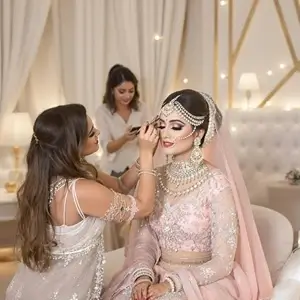 Bridal makeup service